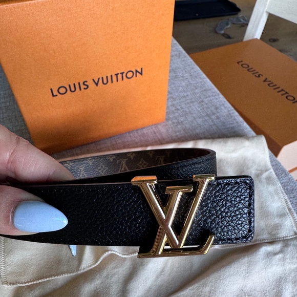 Louis Vuitton Iconic 25mm Reversible Belt size 90. - Picture 1 of 4